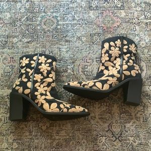 Black Embroidered Free People Boots Size 37